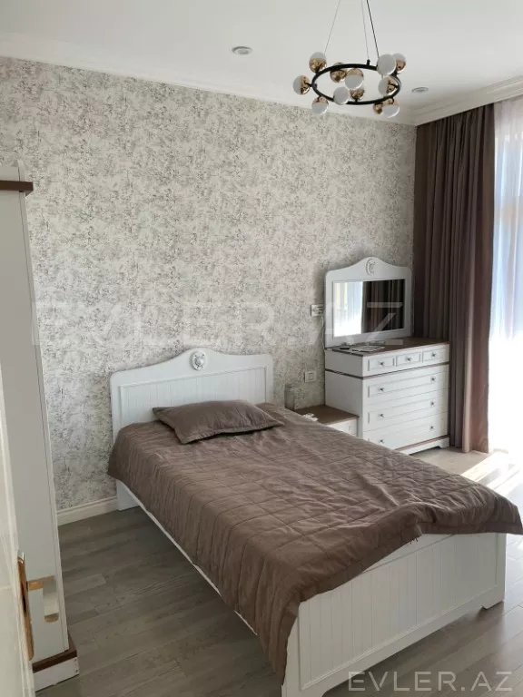 Satılır, yeni tikili