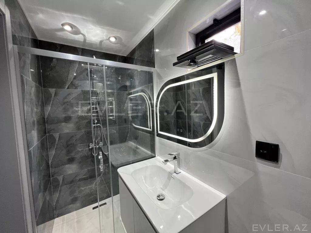 Satılır, həyət evi/villa