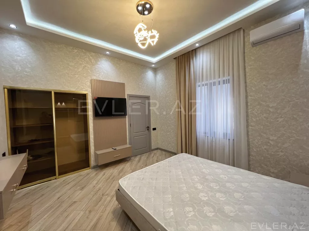 Satılır, həyət evi/villa