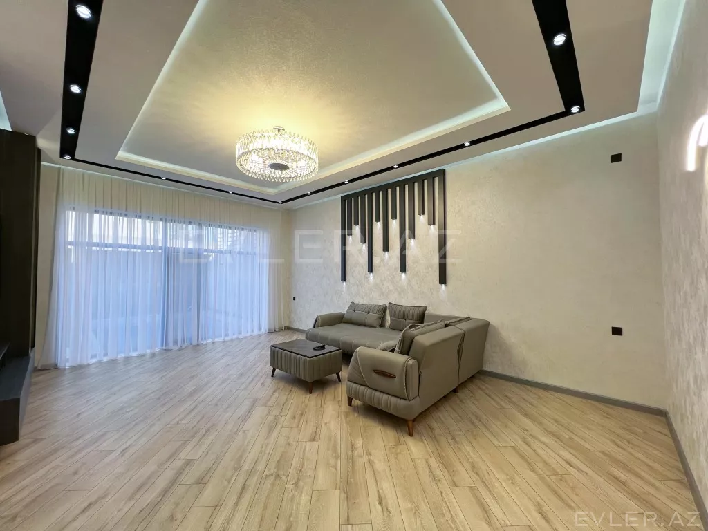 Satılır, həyət evi/villa