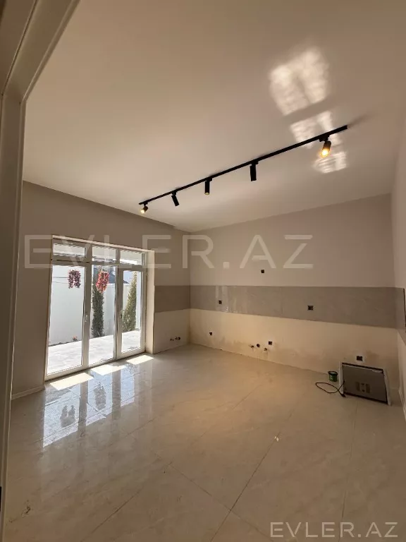 Satılır, həyət evi/villa