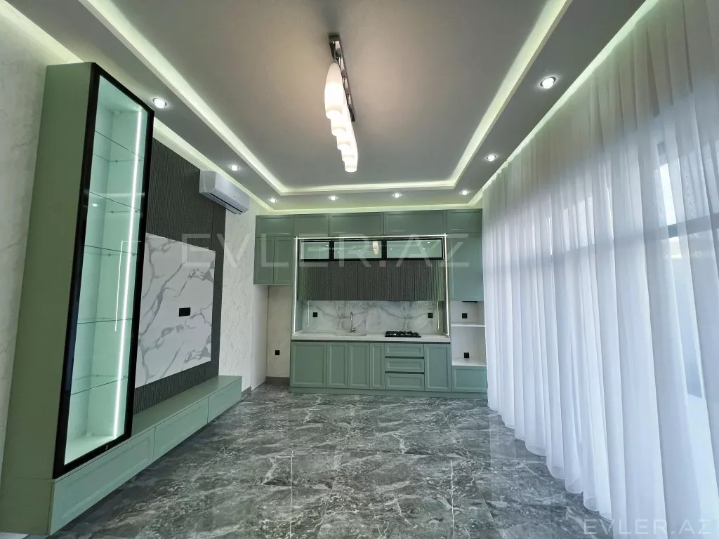 Satılır, həyət evi/villa
