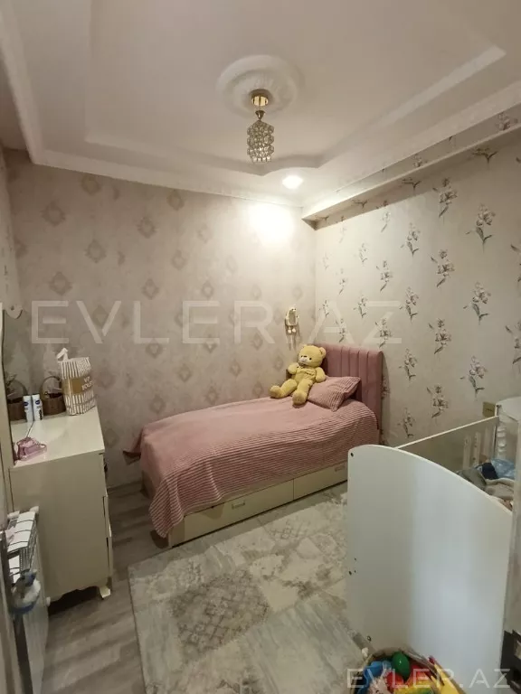 Satılır, yeni tikili