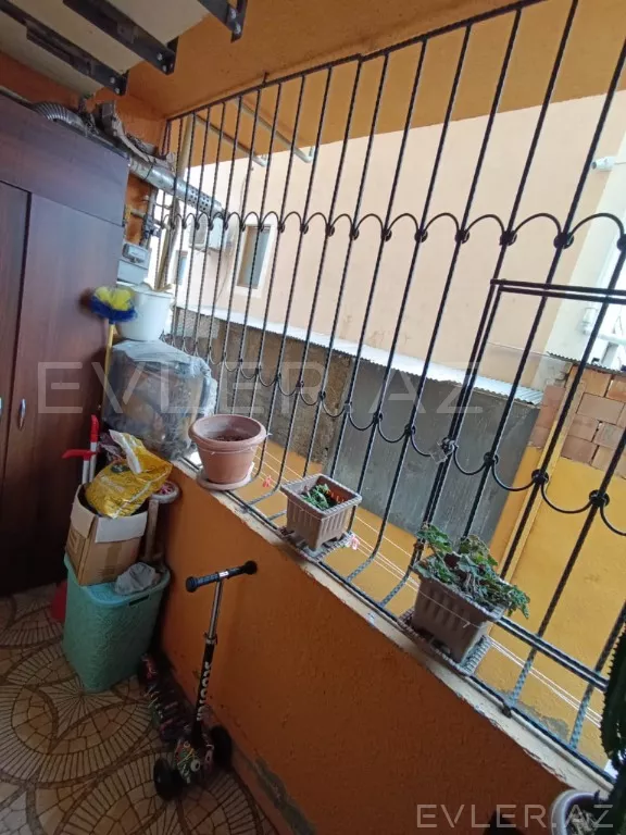Satılır, yeni tikili
