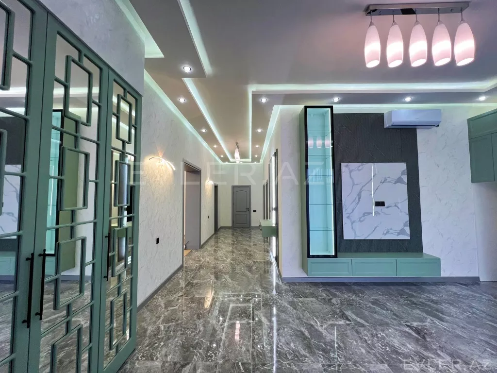 Satılır, həyət evi/villa