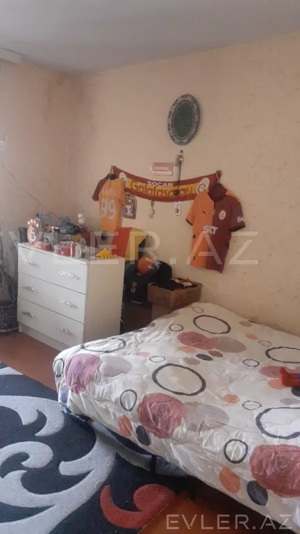 Satılır, köhnə tikili