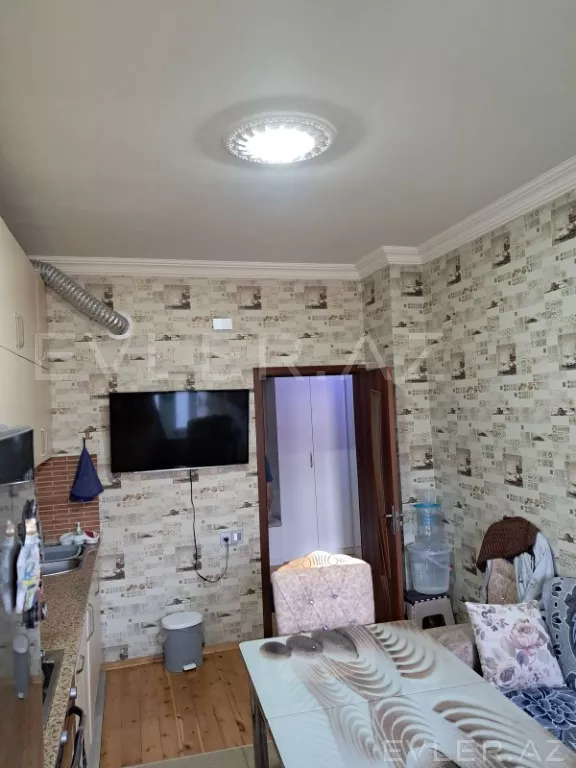 Satılır, yeni tikili
