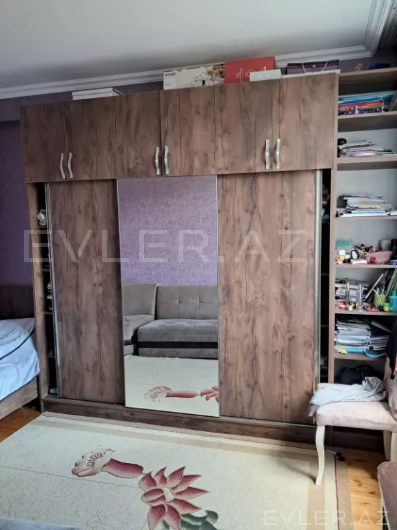 Satılır, yeni tikili