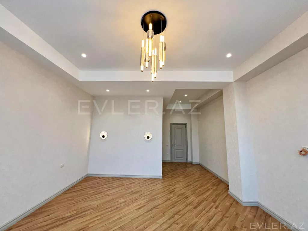 Satılır, həyət evi/villa