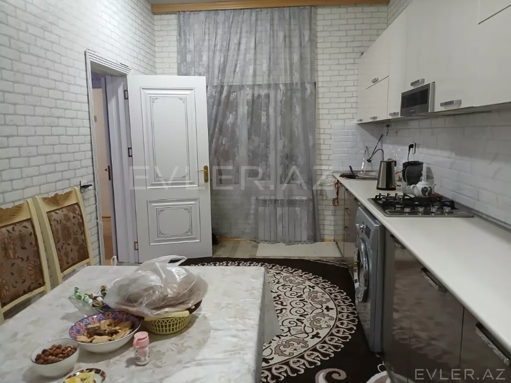Satılır, həyət evi/villa