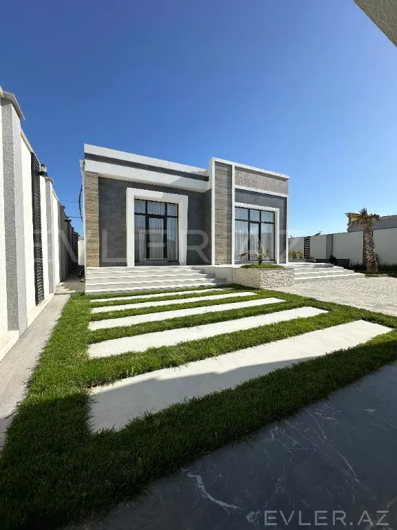 Satılır, həyət evi/villa