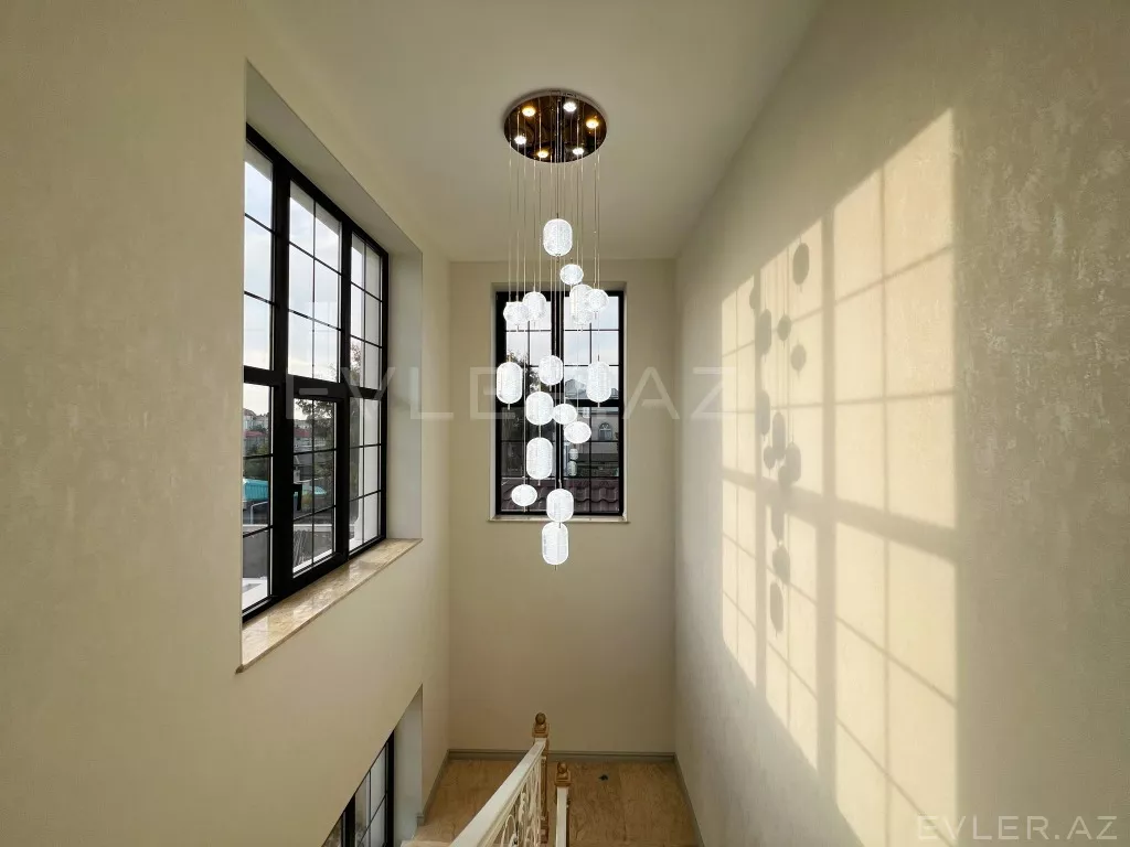 Satılır, həyət evi/villa