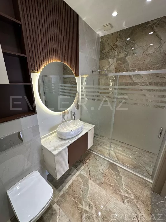 Satılır, həyət evi/villa
