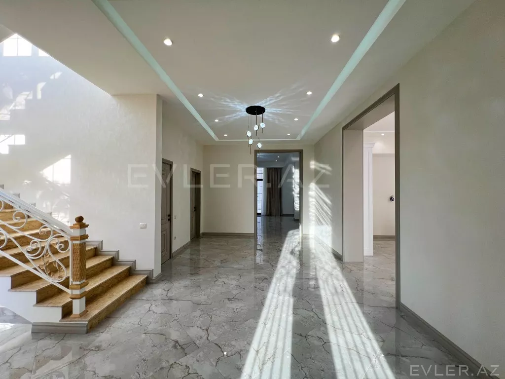 Satılır, həyət evi/villa