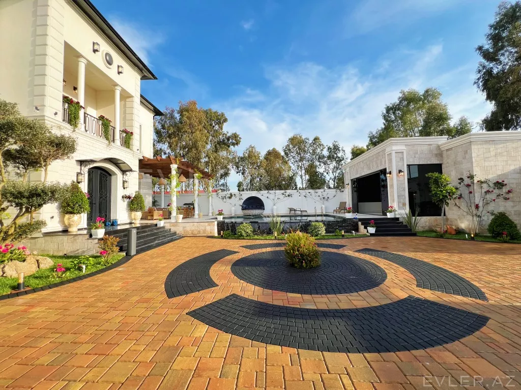 Satılır, həyət evi/villa