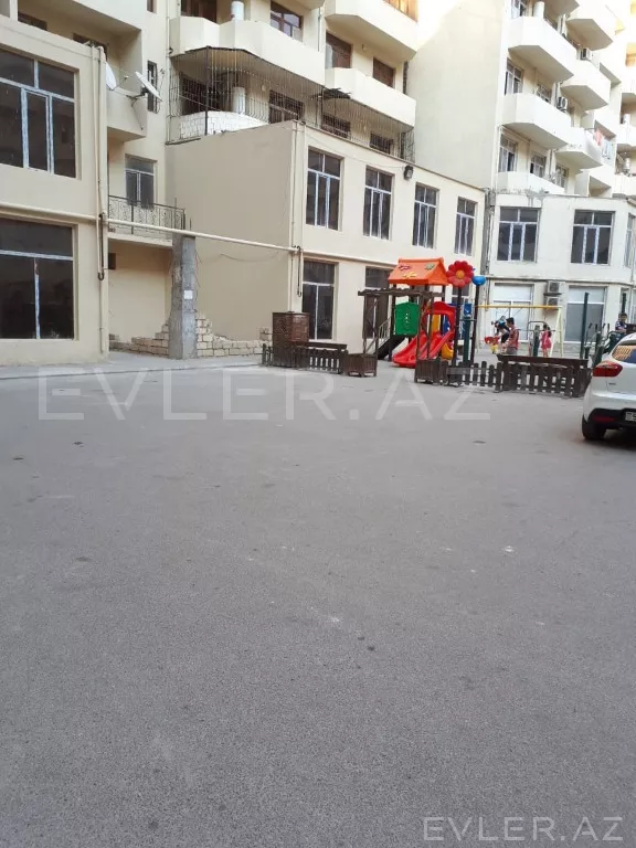 Satılır, yeni tikili