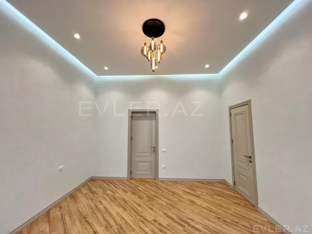 Satılır, həyət evi/villa
