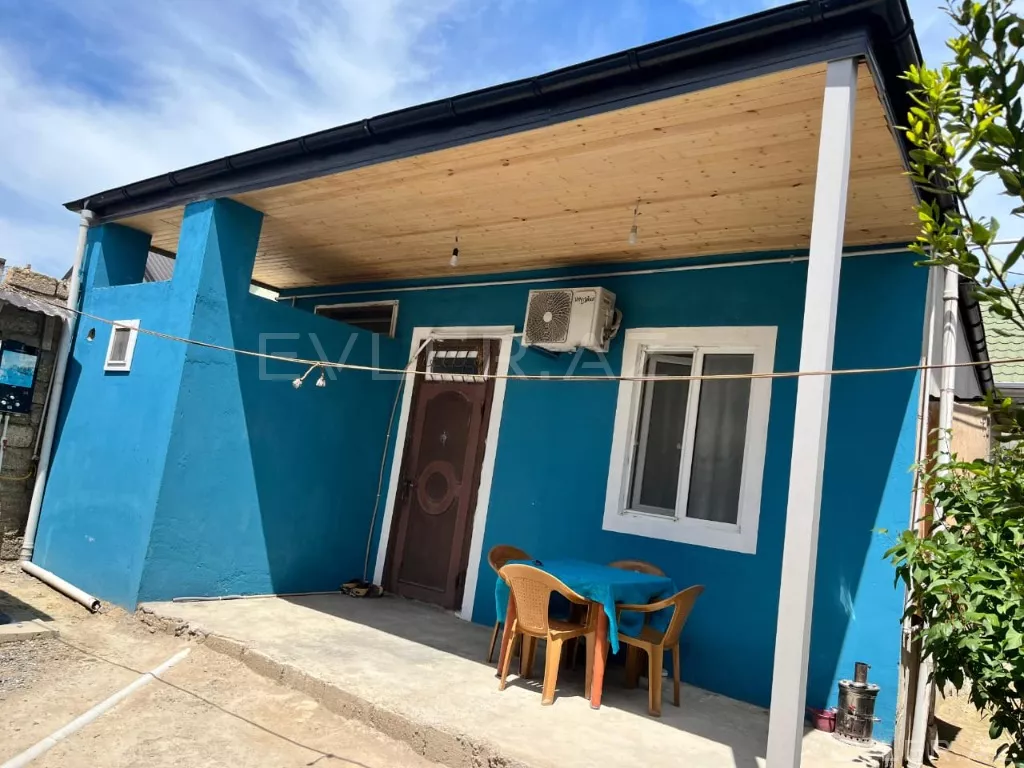Satılır, həyət evi/villa