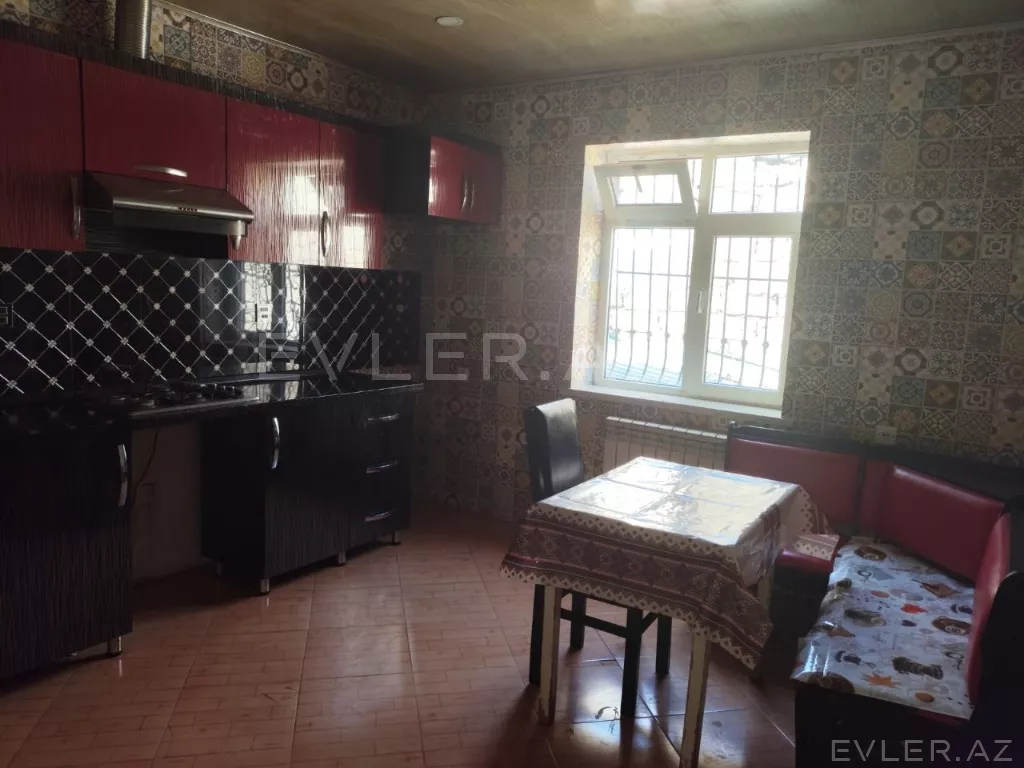Satılır, həyət evi/villa