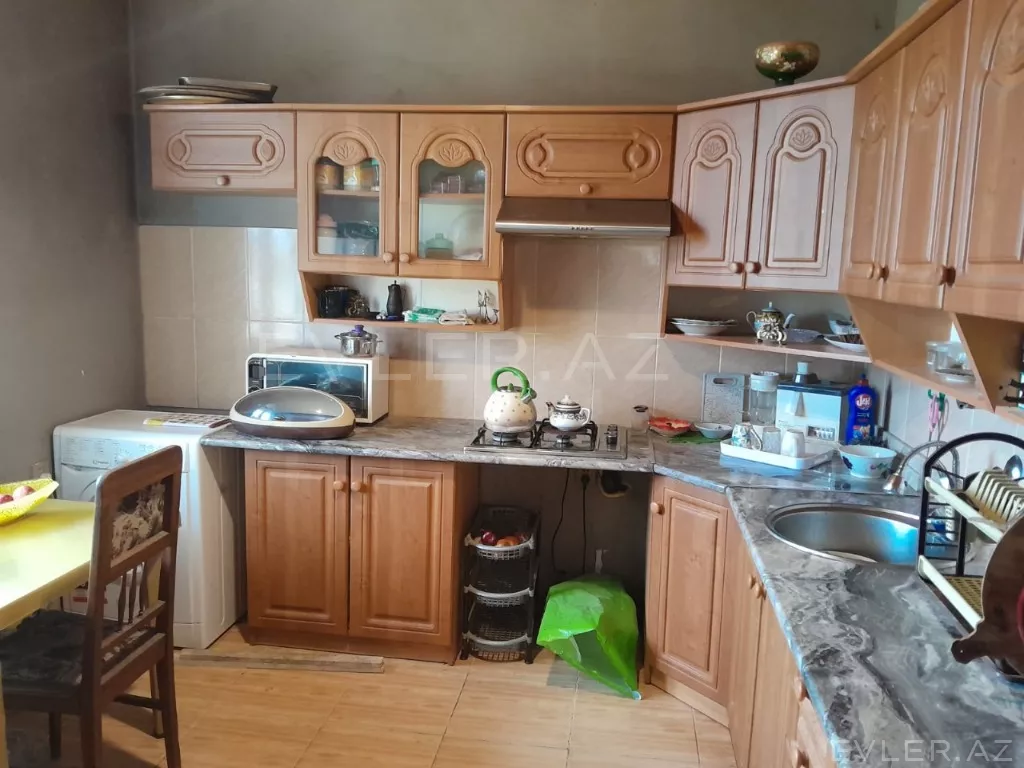 Satılır, həyət evi/villa