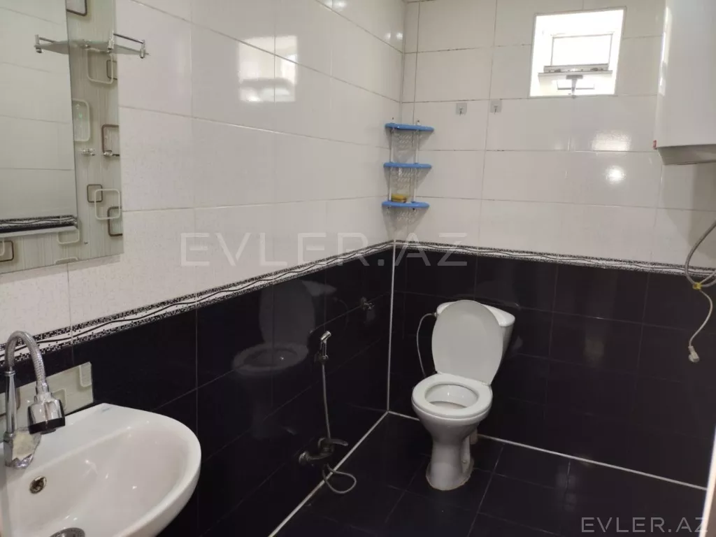 Satılır, həyət evi/villa