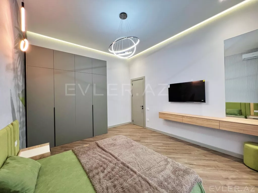 Satılır, həyət evi/villa