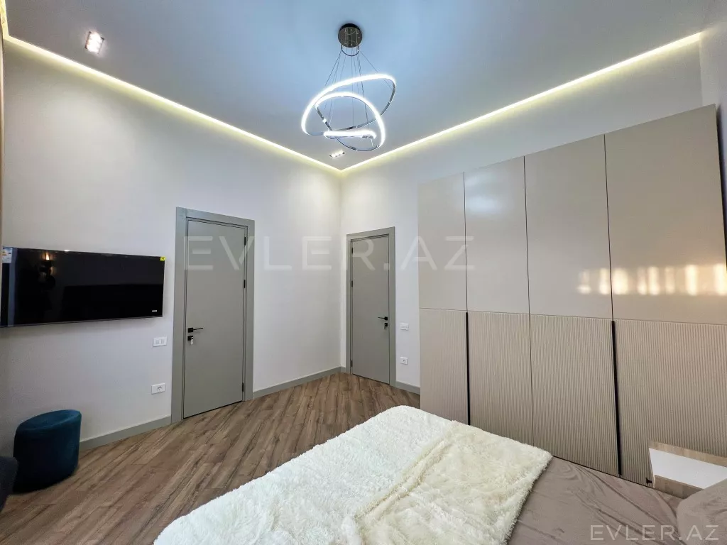 Satılır, həyət evi/villa