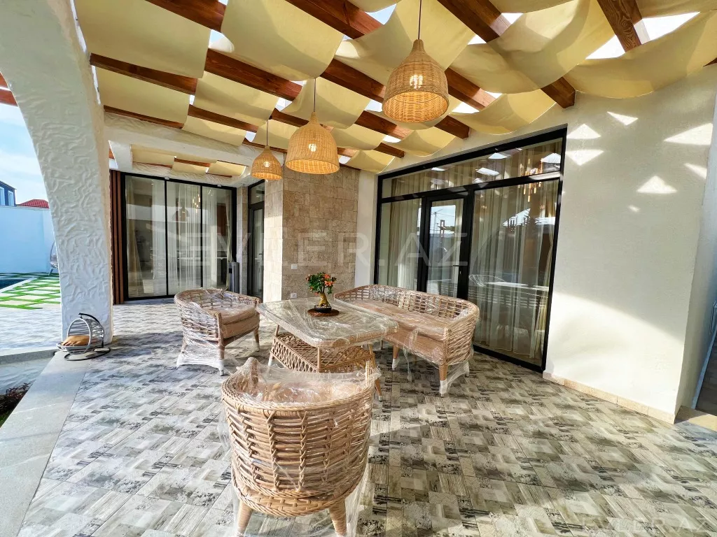 Satılır, həyət evi/villa