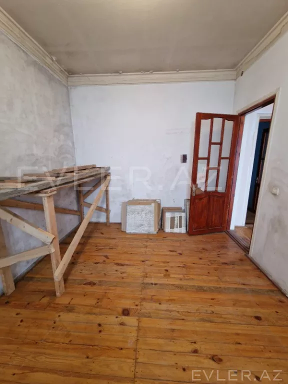 Satılır, həyət evi/villa