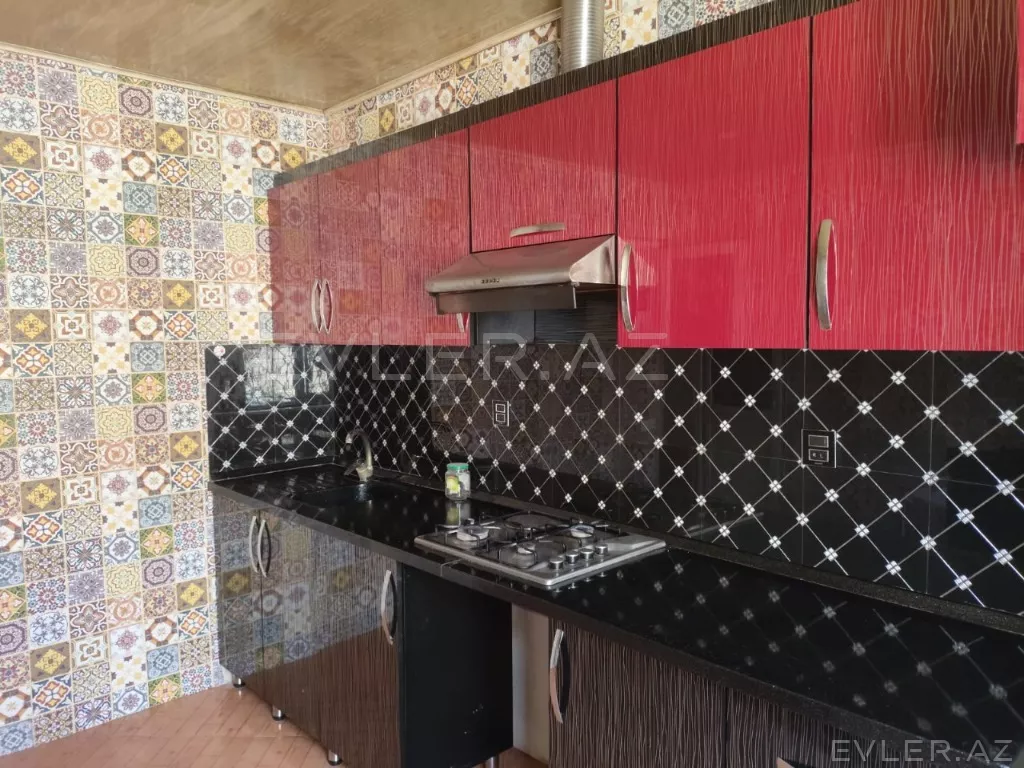 Satılır, həyət evi/villa