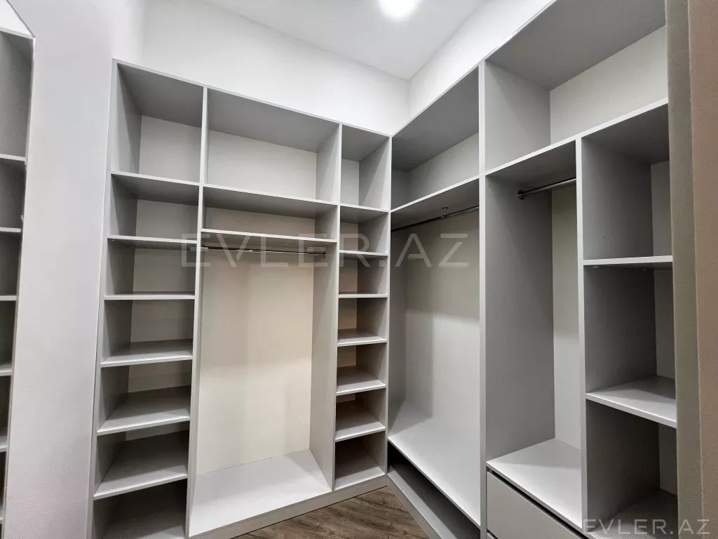 Satılır, həyət evi/villa