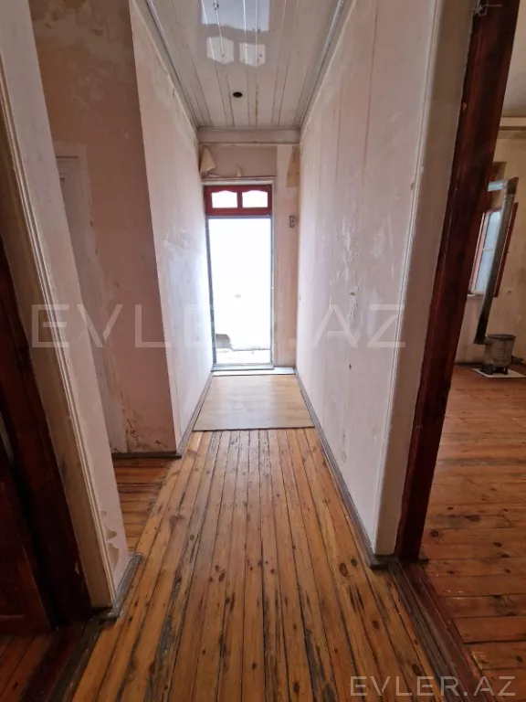 Satılır, həyət evi/villa