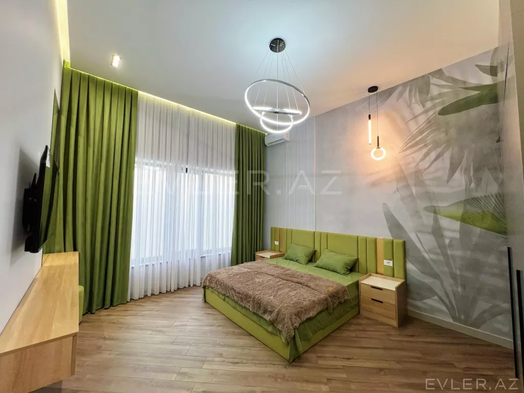 Satılır, həyət evi/villa