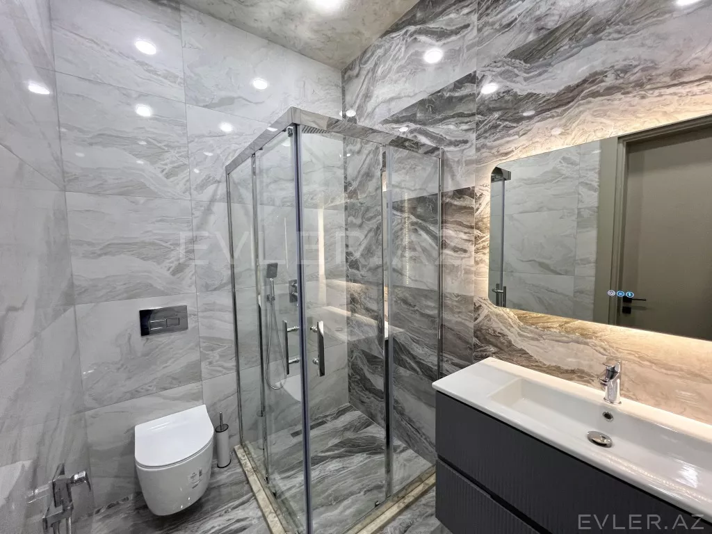 Satılır, həyət evi/villa