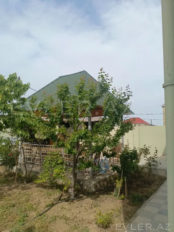 Satılır, həyət evi/villa