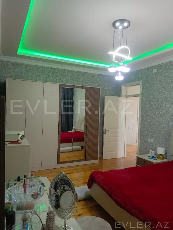 Satılır, həyət evi/villa