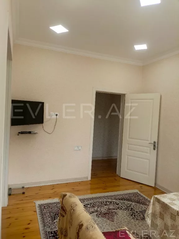 Satılır, həyət evi/villa