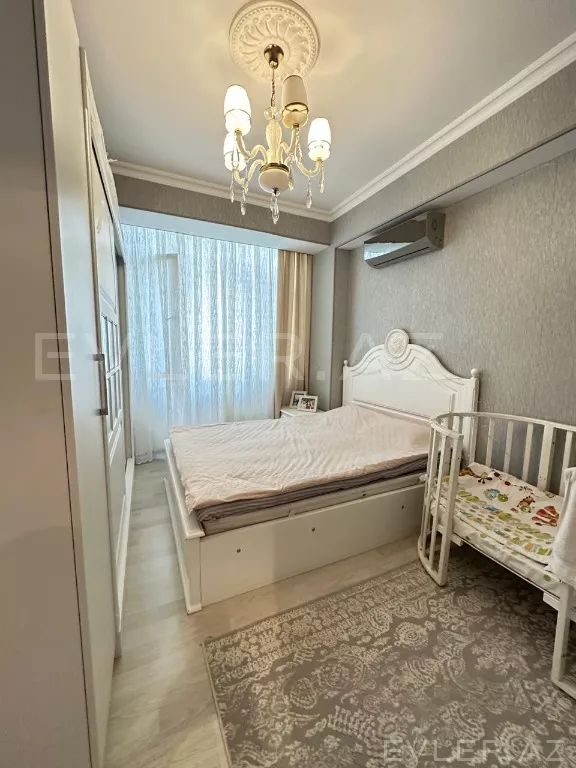 Satılır, yeni tikili