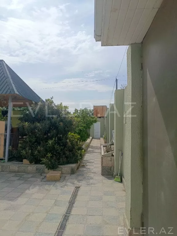 Satılır, həyət evi/villa