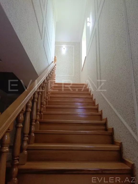 Satılır, həyət evi/villa