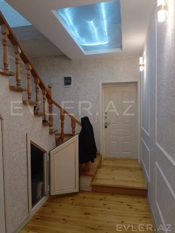 Satılır, həyət evi/villa
