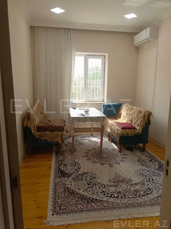 Satılır, həyət evi/villa