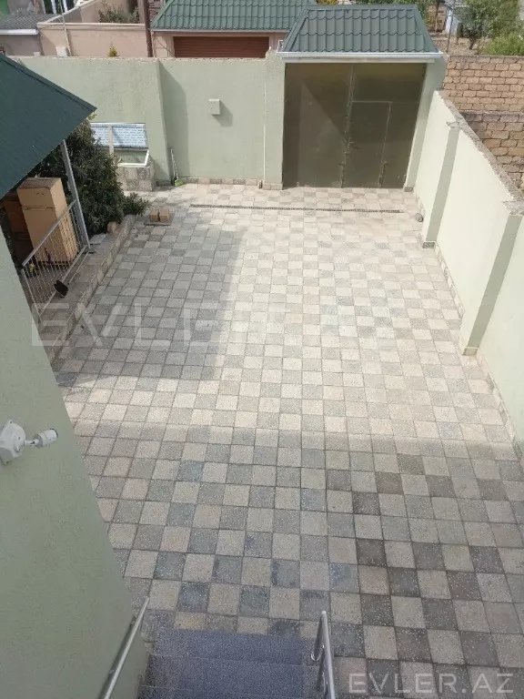Satılır, həyət evi/villa
