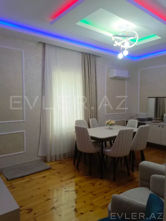 Satılır, həyət evi/villa