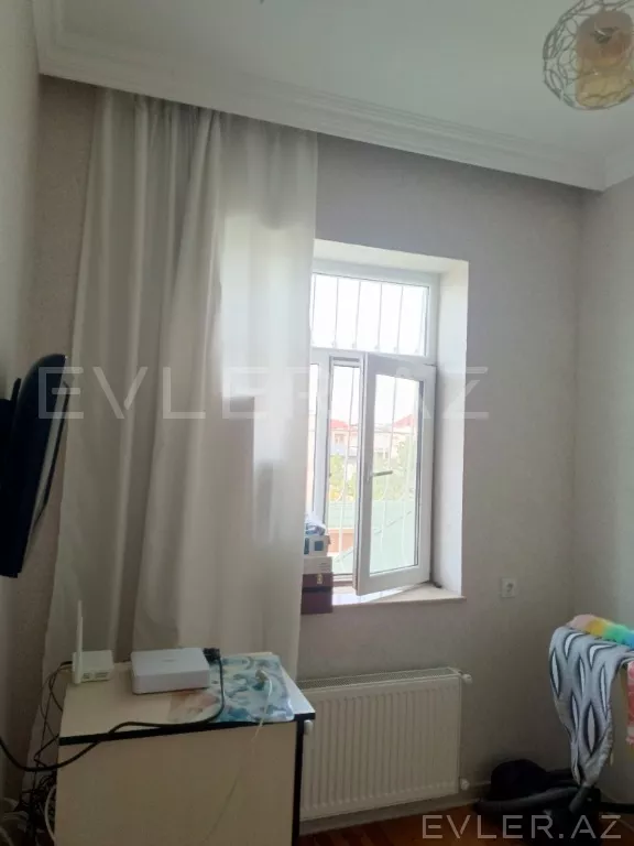 Satılır, həyət evi/villa