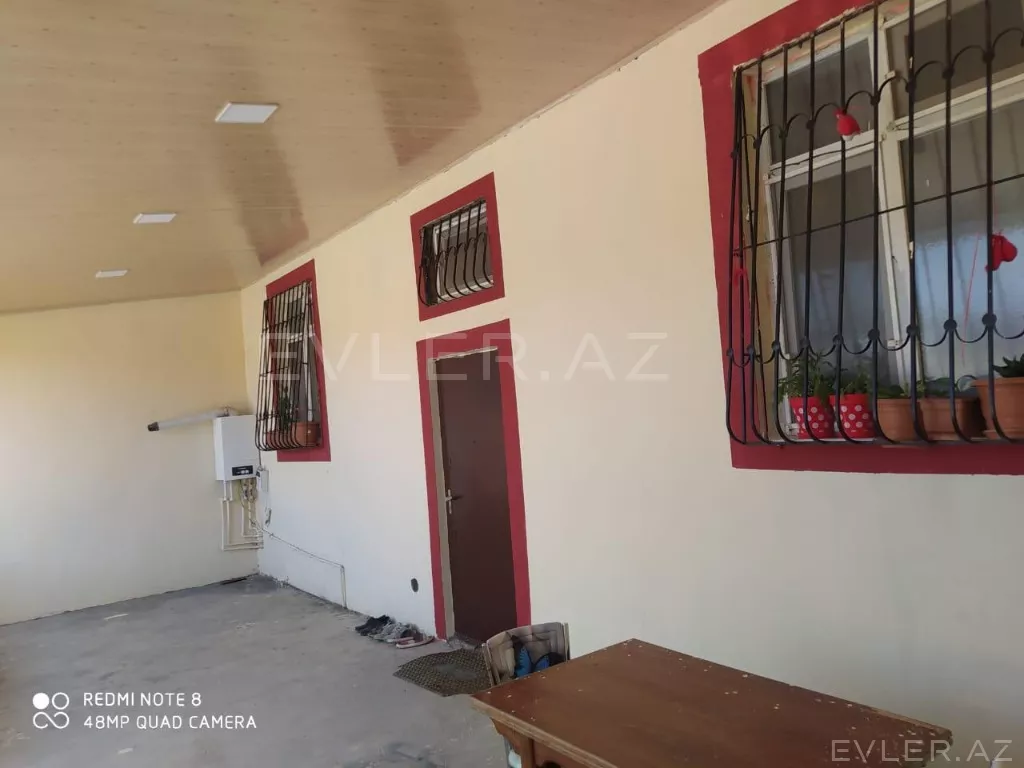 Satılır, bağ evi