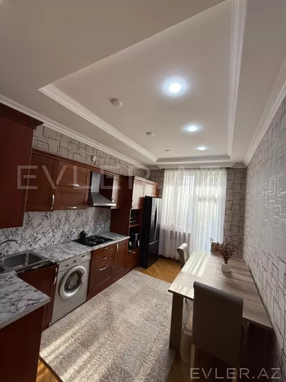 Satılır, yeni tikili