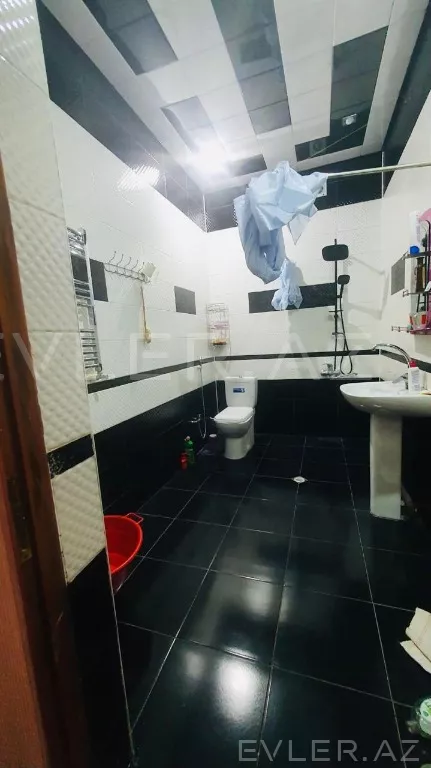 Satılır, həyət evi/villa