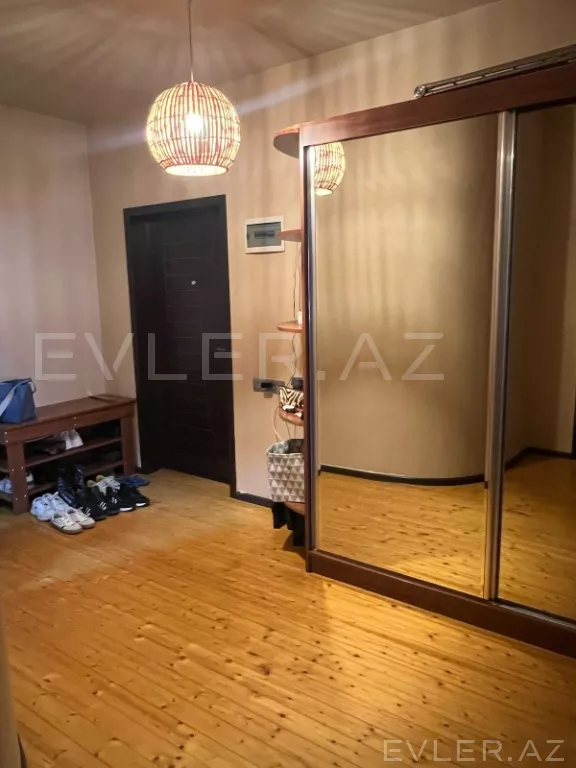 Satılır, yeni tikili