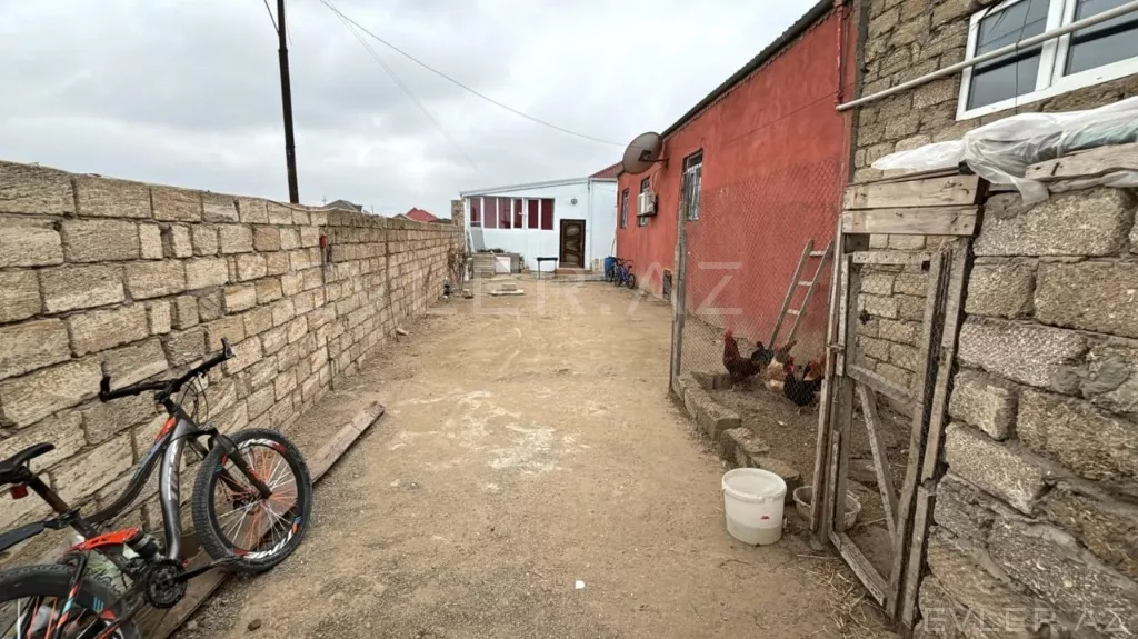 Satılır, həyət evi/villa